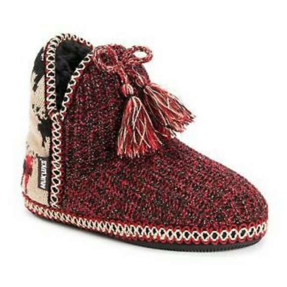 Muk Luks Shoes - NWT Muk Luks Cozy Amira Tassel Slippers